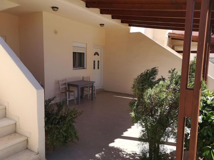 Apartment Lazaros&pagona Garden Ierápetra